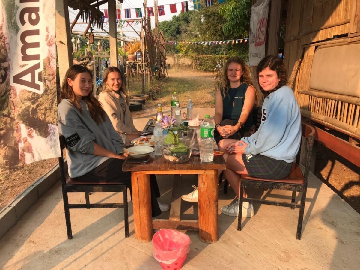 Amando_Tent Hotel Phayao Ngoại thất bức ảnh